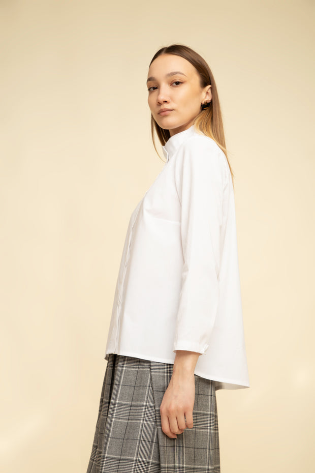 Top Iris White