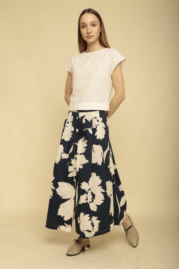 Ann Dark Blue and White Floral Pattern Skirt