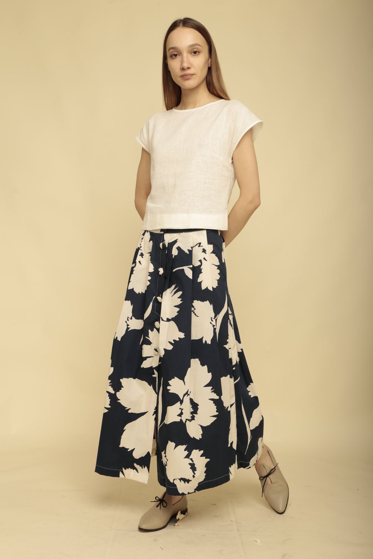 Ann Dark Blue and White Floral Pattern Skirt