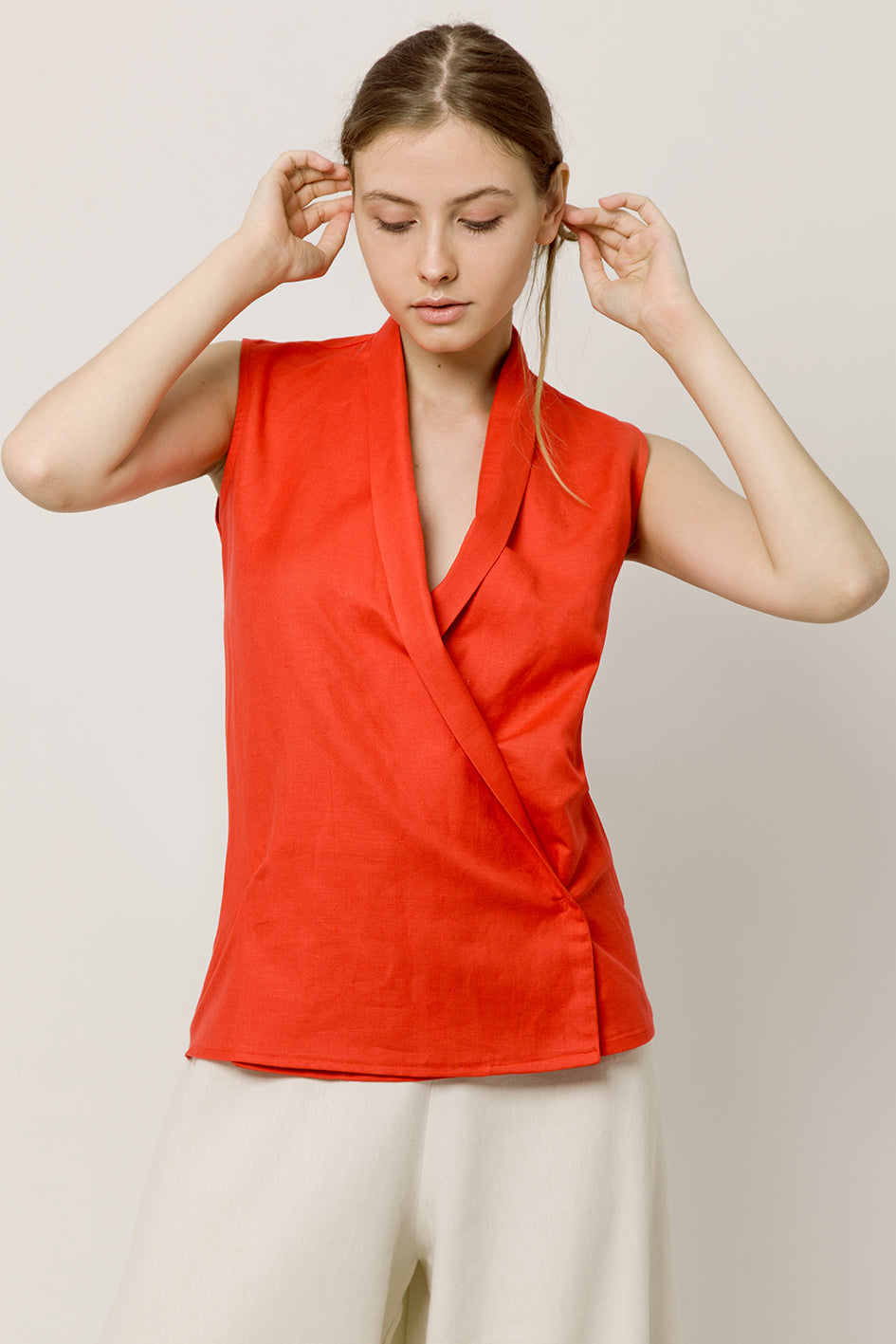 Red linen and cotton top