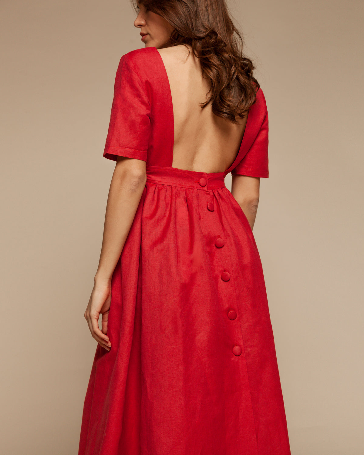 Backless deep-red dress
